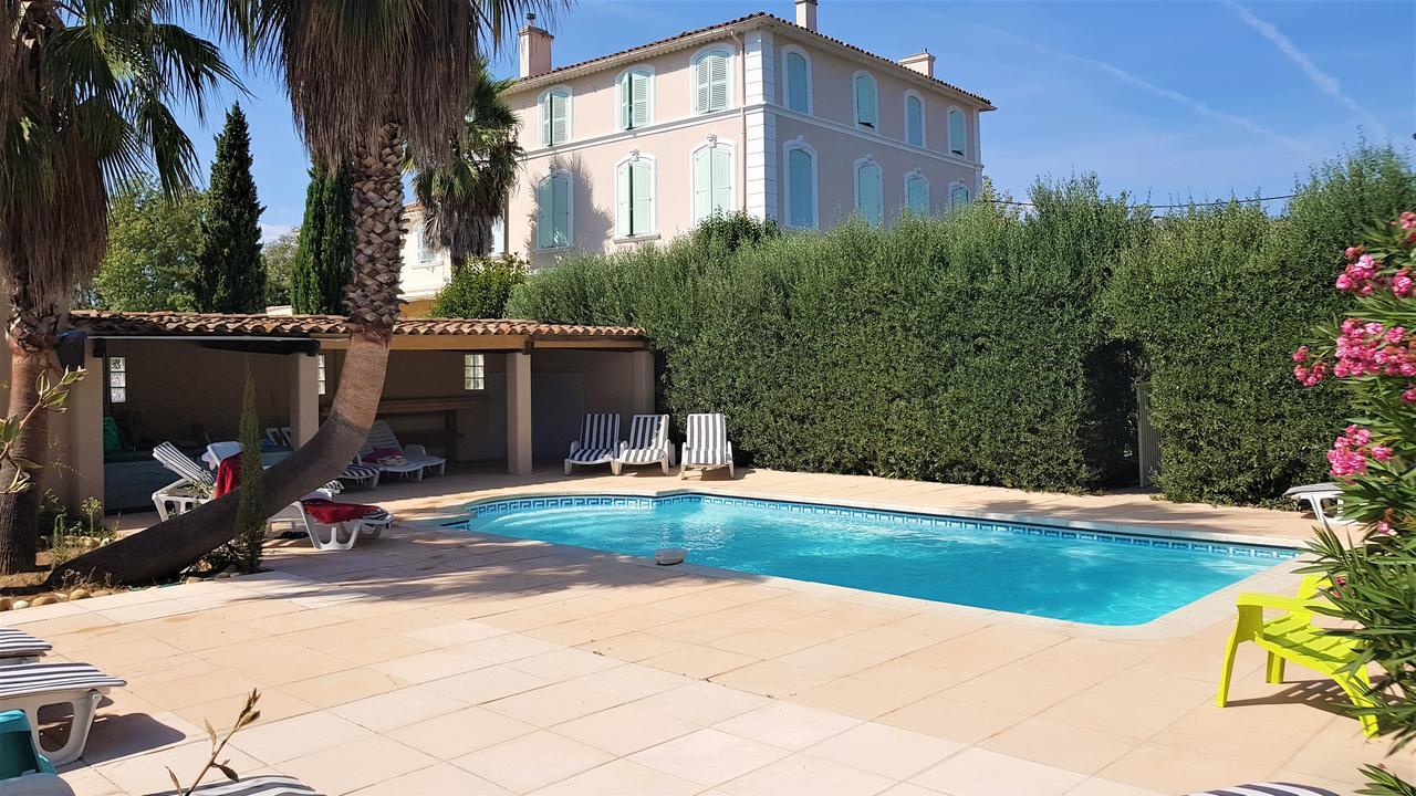 Domaine De L'aufrene Couette-café Hyères