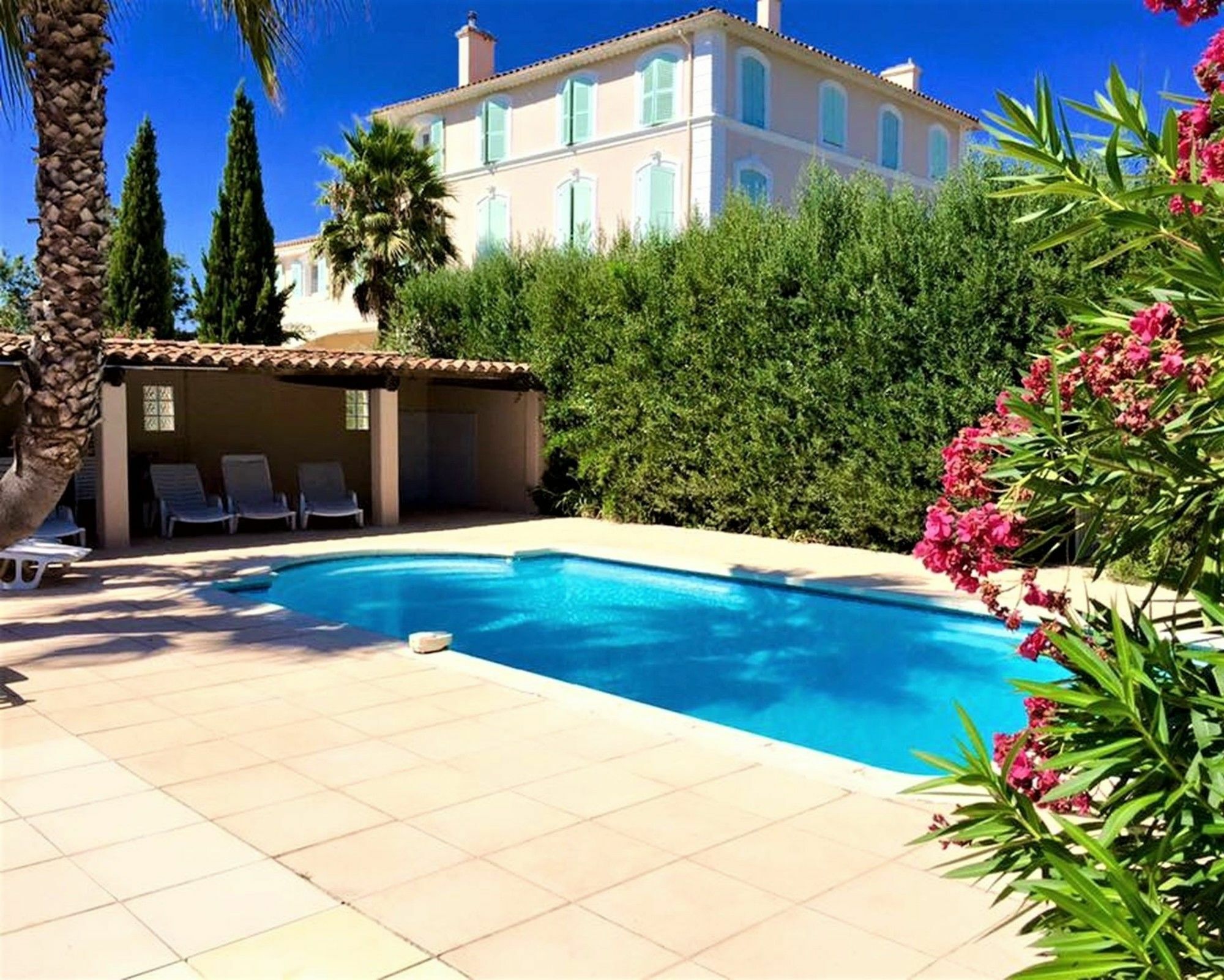 Domaine De L'aufrene Hyères